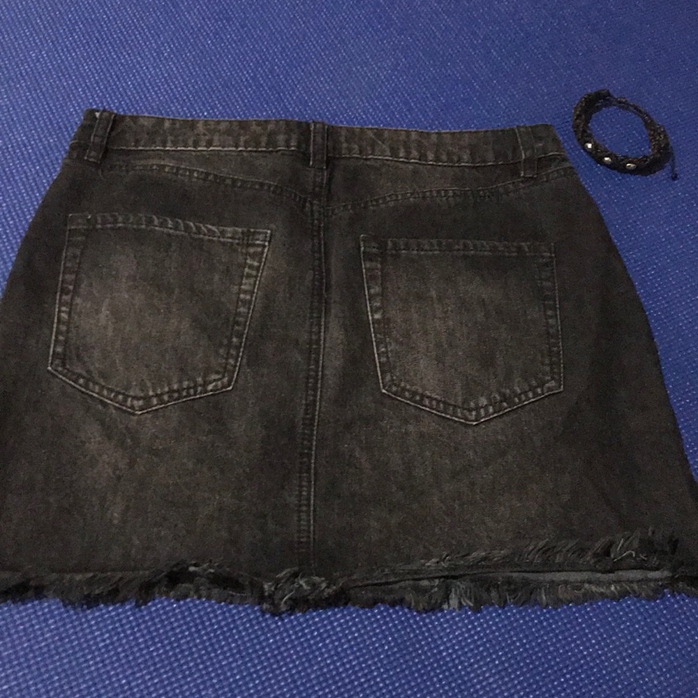 Distressed Black Denim size medium - Picture 1 of 2